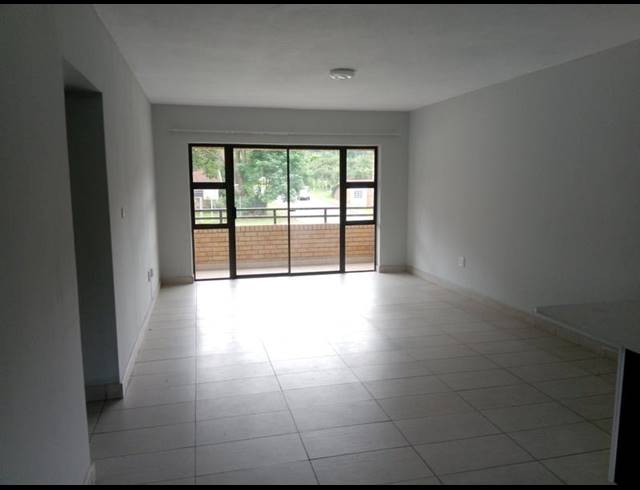 2 BEDROOM PROPERTY TO RENT IN PRESTBURY